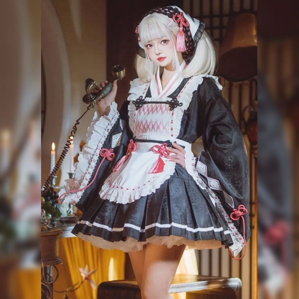 Japanese Lolita Maid Ensemble