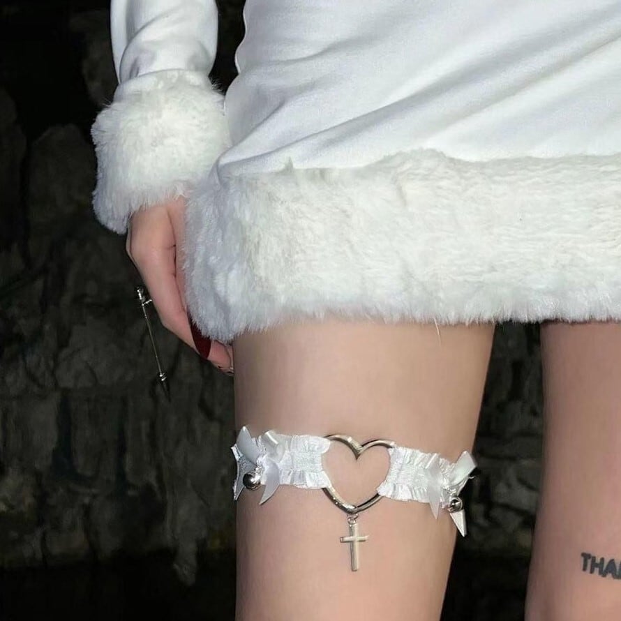 Heart Cross Garter Ring