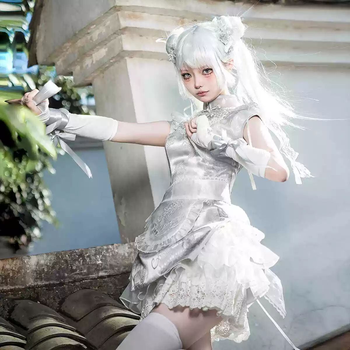 Luxe Silver Oriental Maid Ensemble
