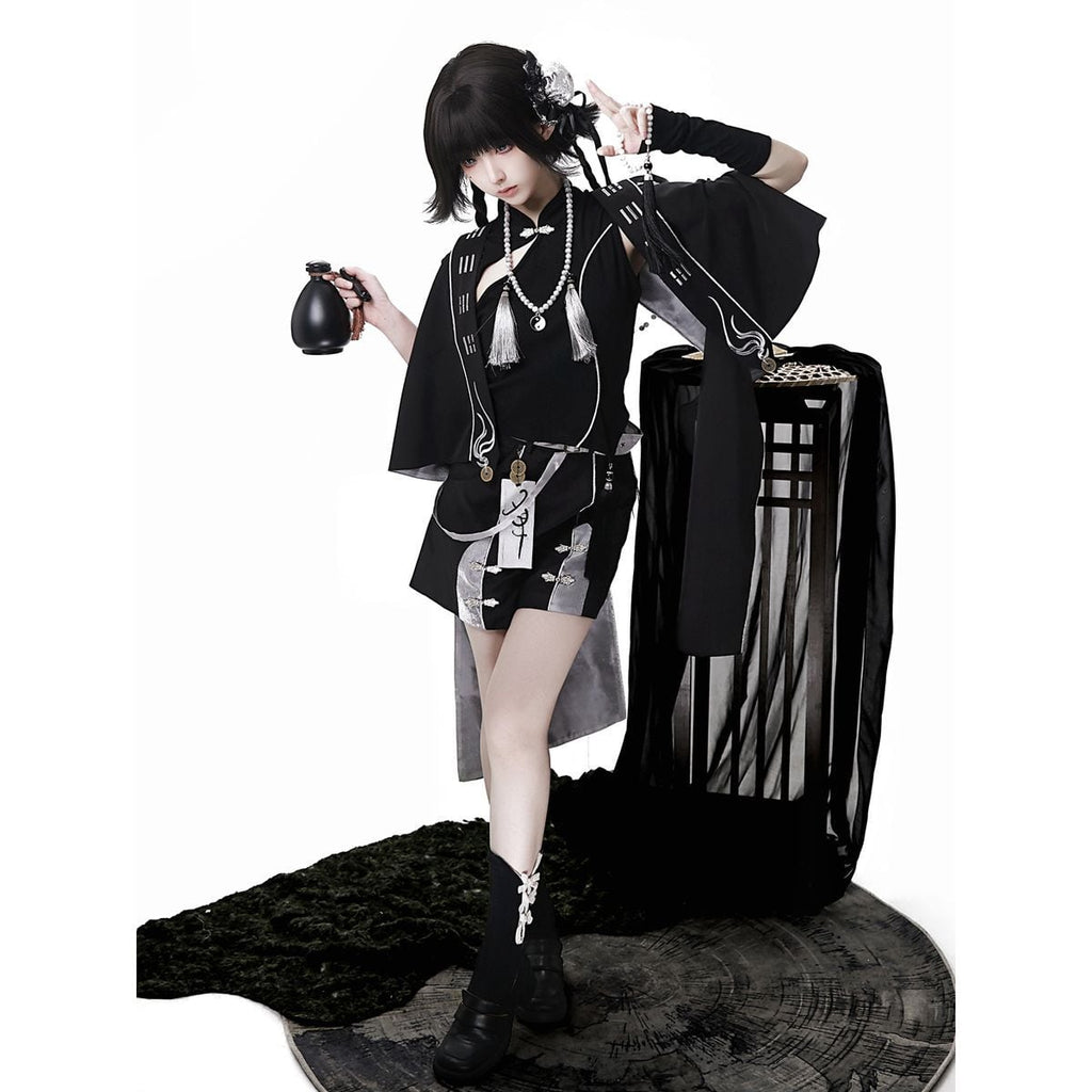 Stylish Cape Shorts Set