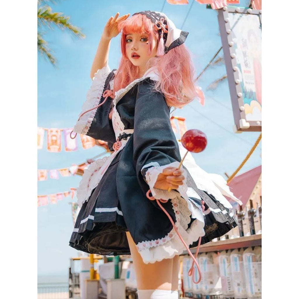 Japanese Lolita Maid Ensemble