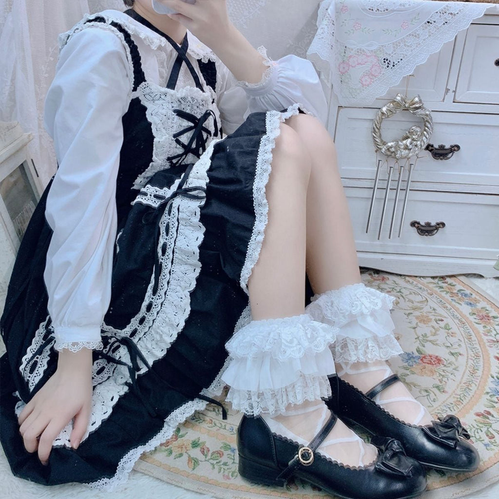 Gothic Ruffle Cuff Ankle Socks