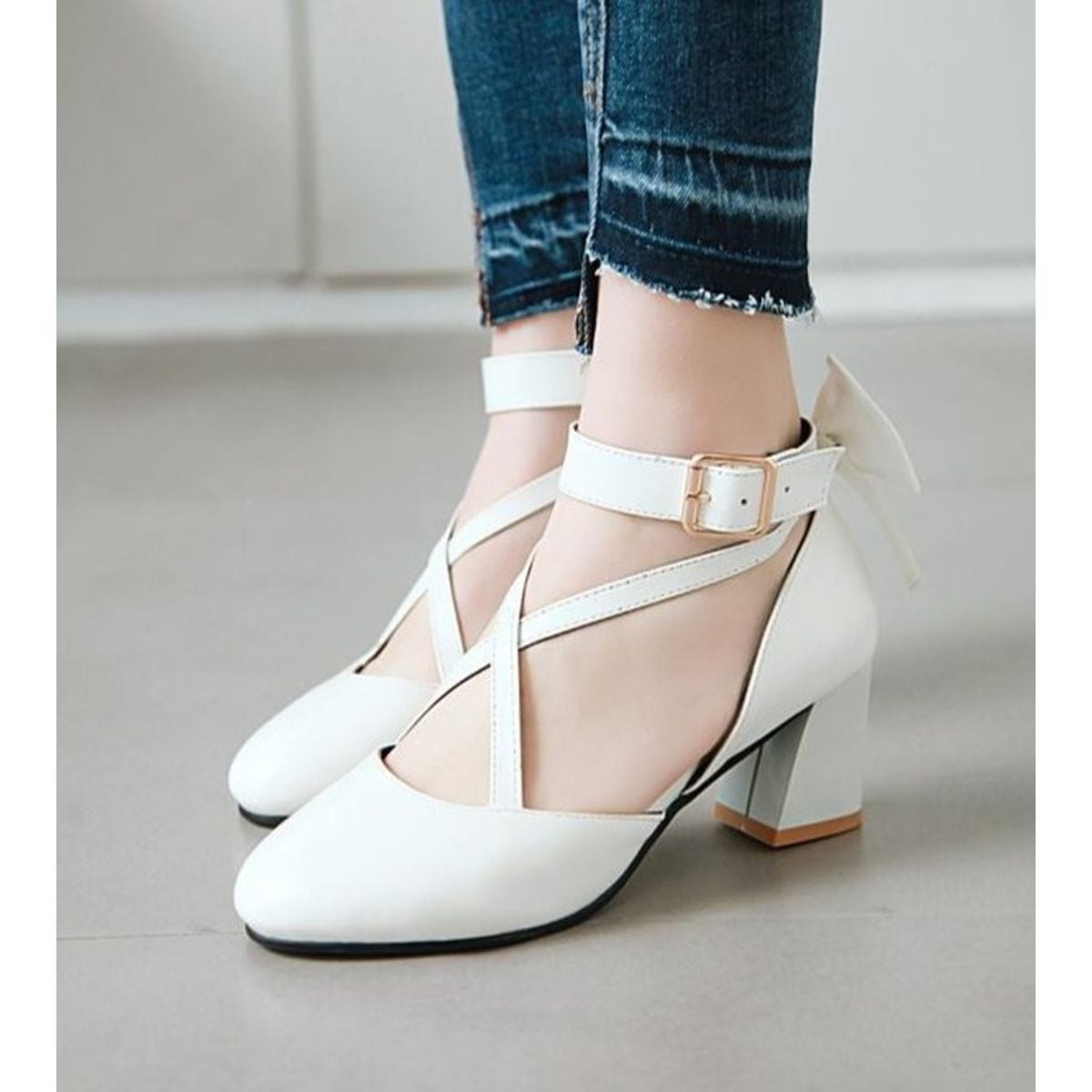 Back Ribbon Cross-Strap Pumps