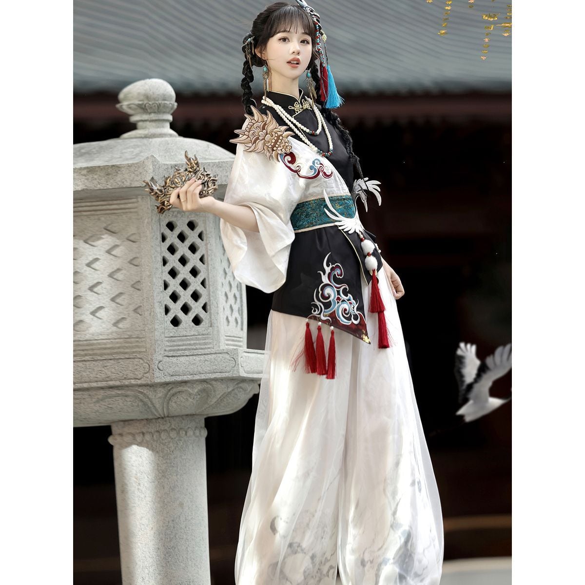 Asymmetrical Oriental-Inspired Set