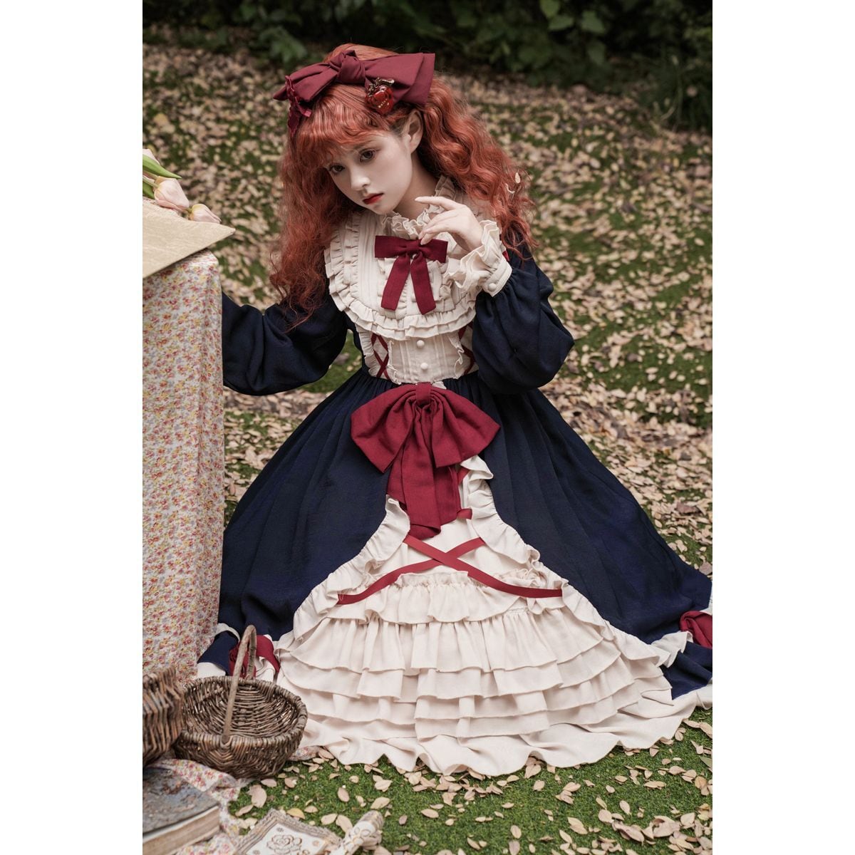 Elegant Snow White Ruffled Dress