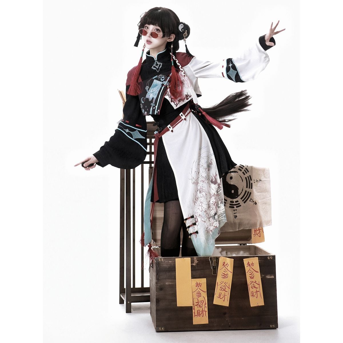 Stylish Asymmetrical Oriental Lolita Set