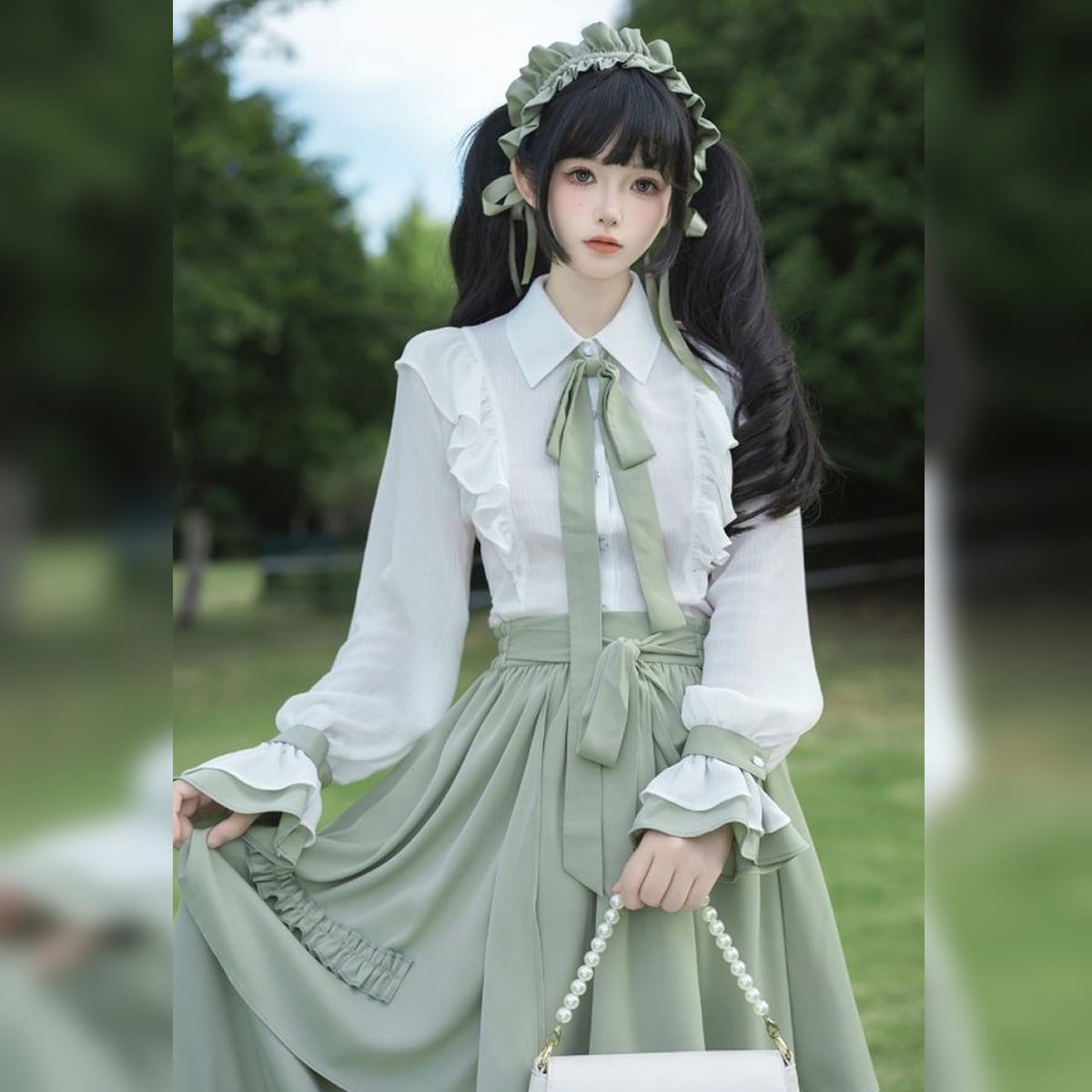 Sophisticated Green Long Skirt Outfit