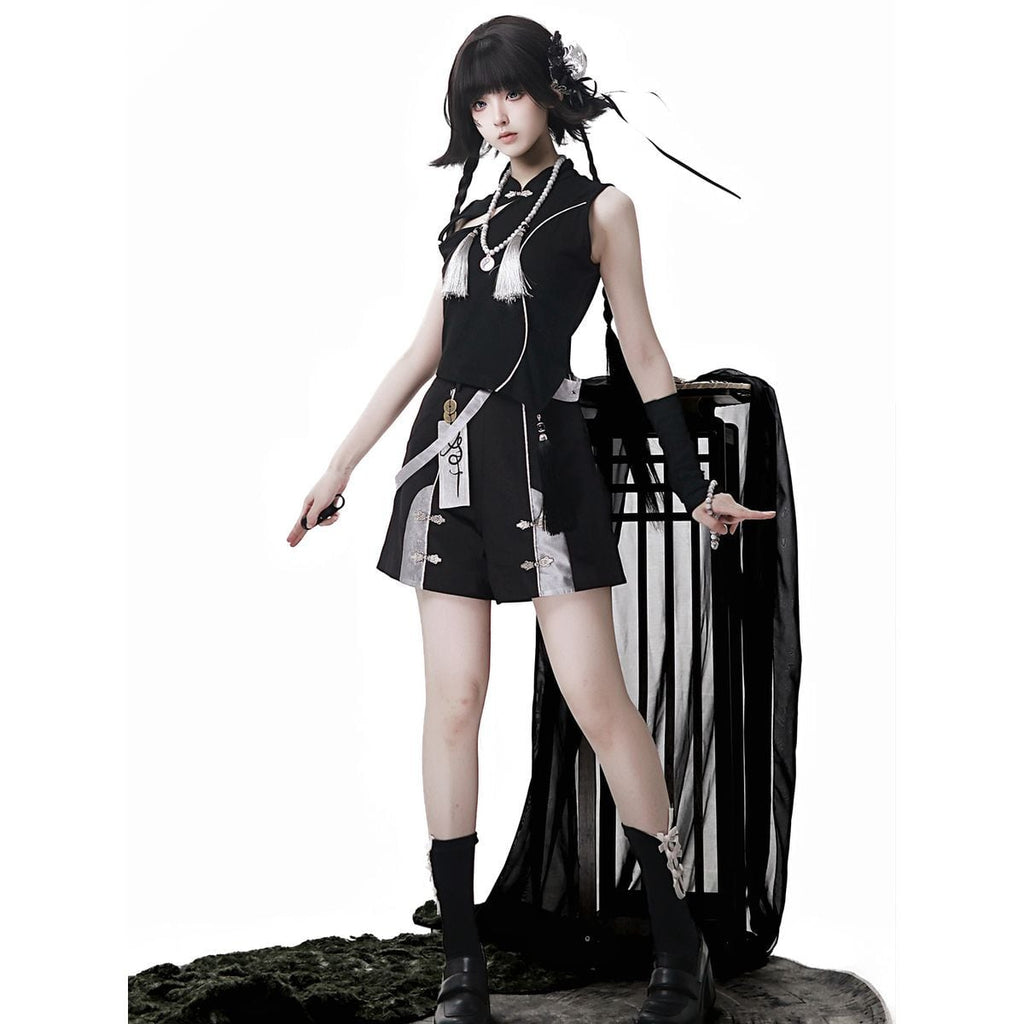 Stylish Cape Shorts Set