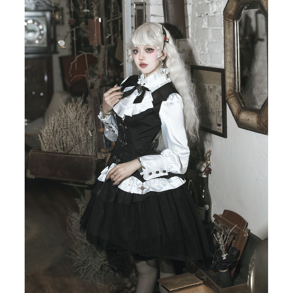 Gothic Elegance Ensemble