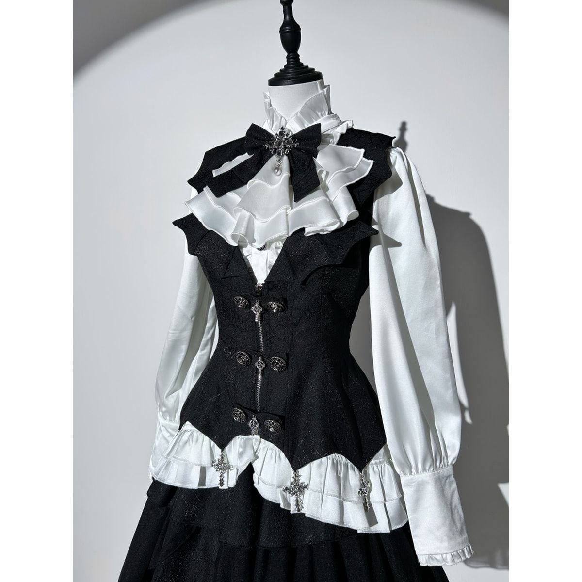 Gothic Elegance Ensemble