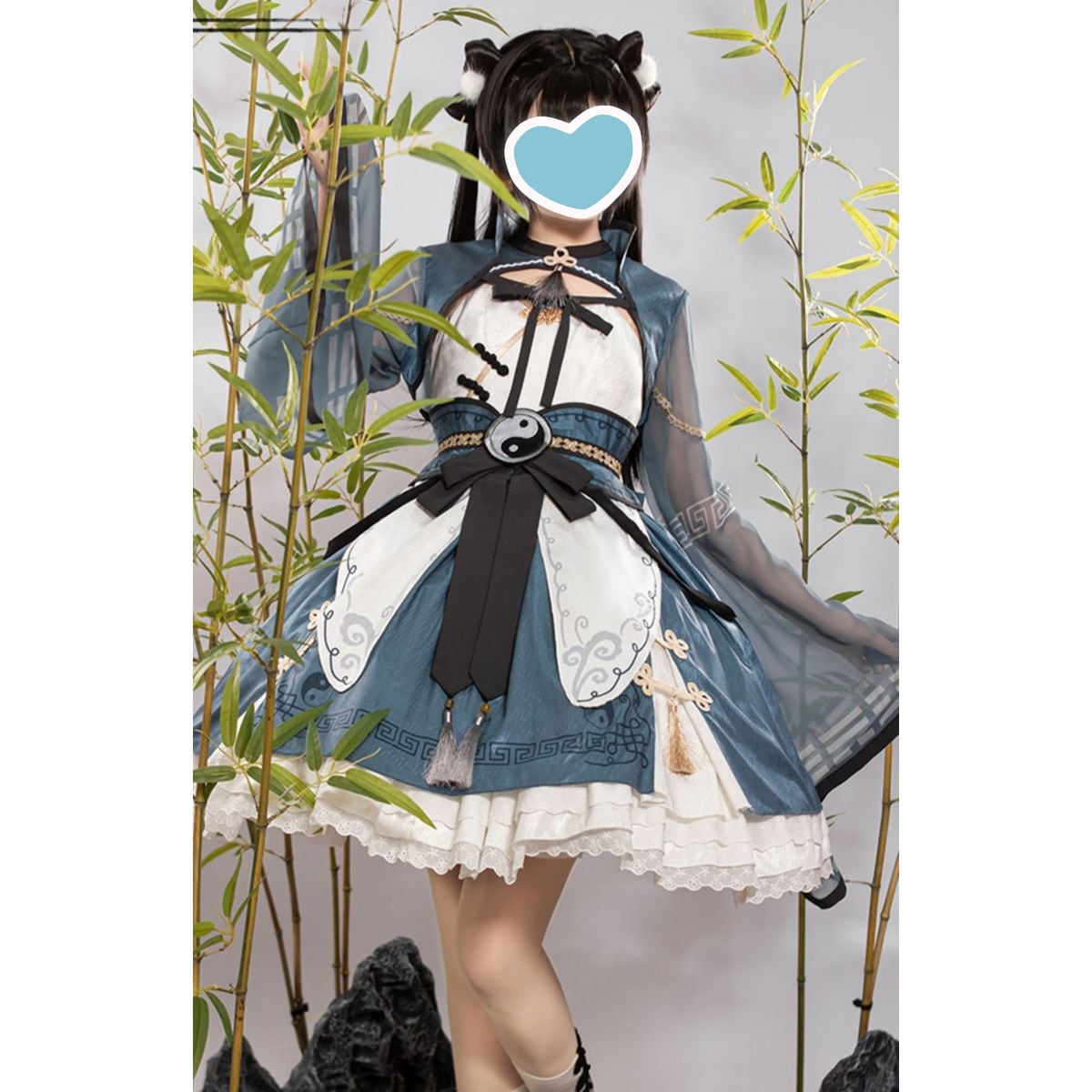 Elegant Eastern Fantasy Outfit